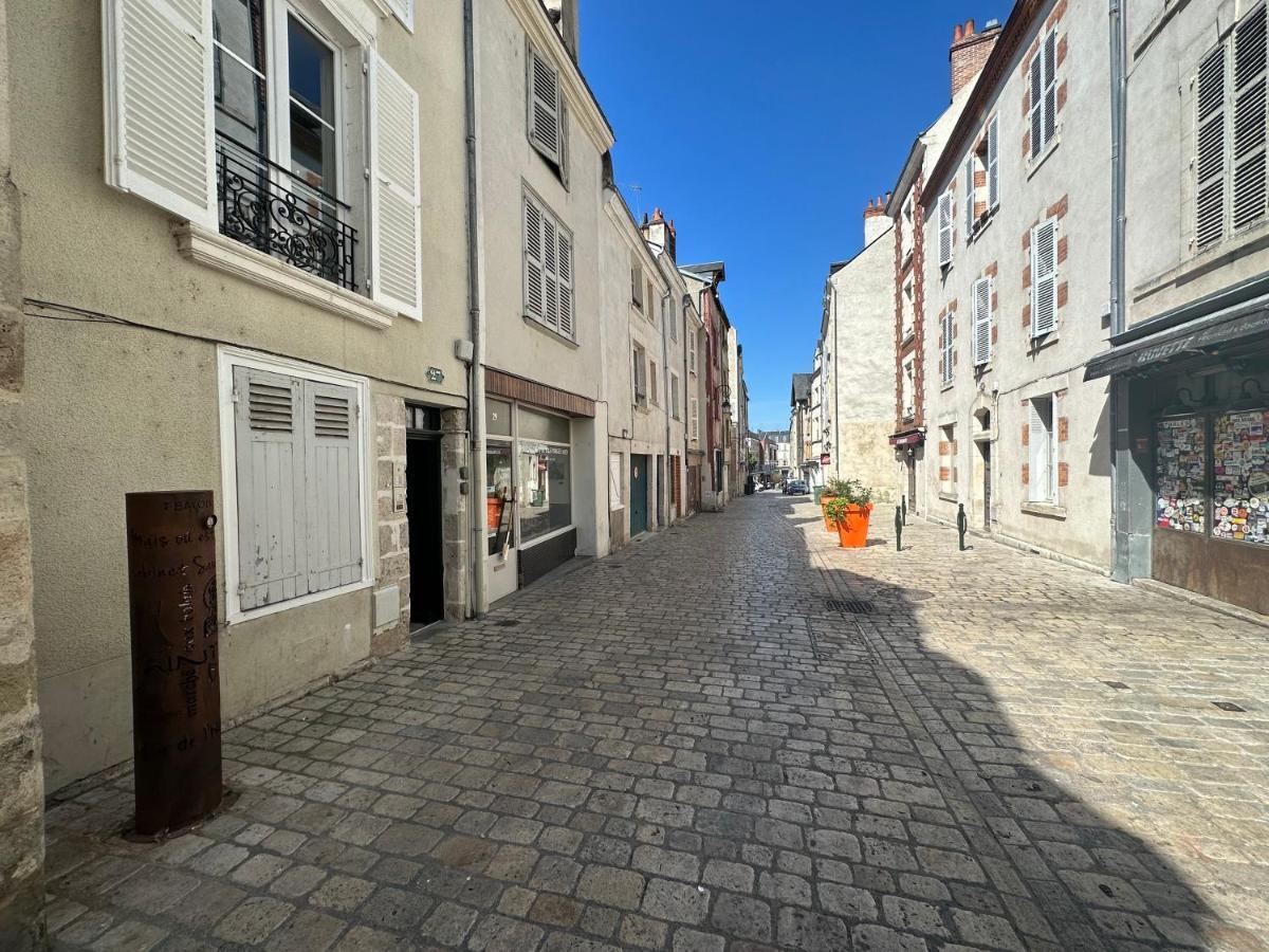 Magnifique Studio - Hypercentre Ancien Pieton Orleans - Wifi - Acces Autonome Exterior foto